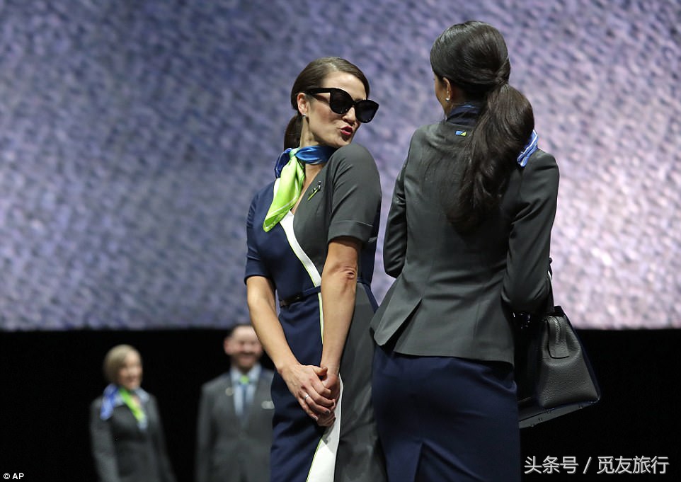 闃挎媺鏂姞鑸┖椋炴満,闃挎媺鏂姞鑸┖鍏徃鍒舵湇