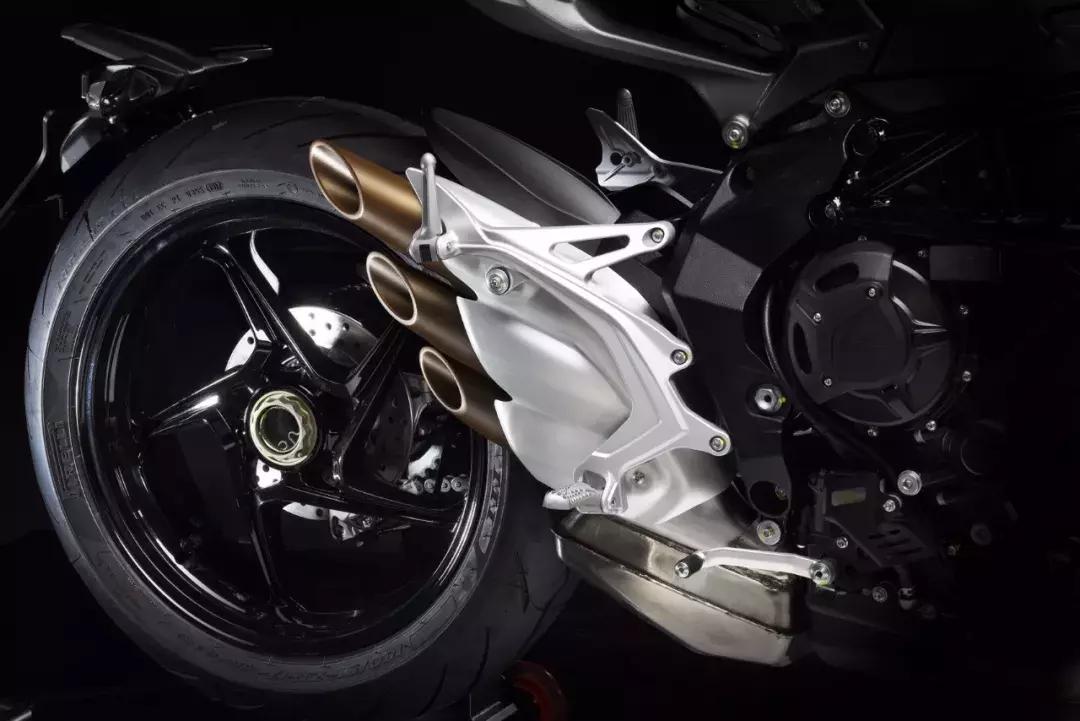 飞肯牌MVAgusta（阿古斯塔）即将上市，双方组装项目签约