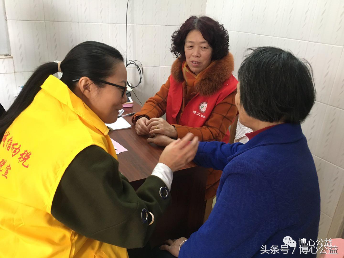 博心：走进平安镇旱田村，便民服务，为您服务