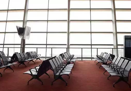 婴儿第一次坐飞机需要注意什么,第一次坐飞机出差需要注意什么