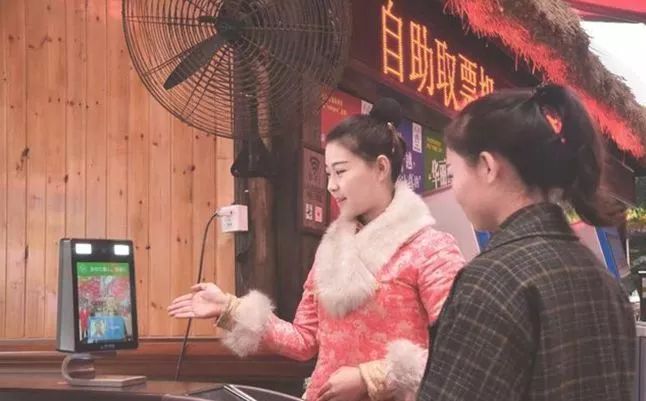 杭州比西湖热闹的地方,杭州这个地方比西湖还美