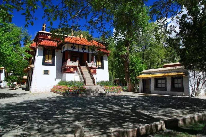 拉林高速最美段,公路的颜值