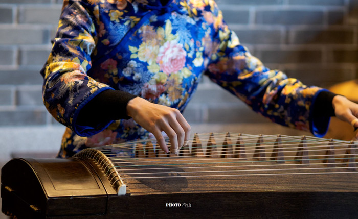 骞夸笢鍝噷鍙互绂呬慨浣忓,宀崡绂呬慨閰掑簵鍥剧墖
