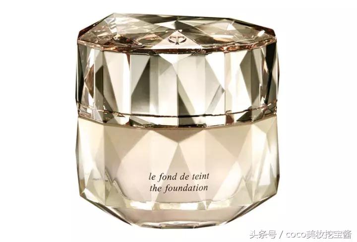 有一种黑叫暗黑,pola跟cpb哪个贵