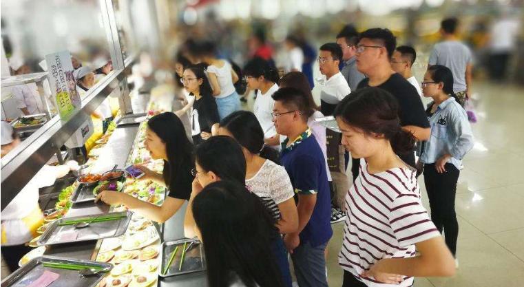 大学食堂不给校外人员刷卡,大学餐厅给校外刷卡