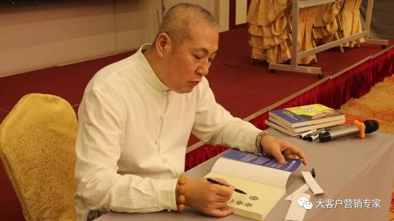 大客户怎样才会愿意接受你的推销,做销售怎么才能让客户主动找你