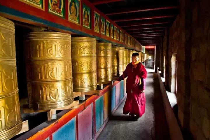 拉林高速最美段,公路的颜值