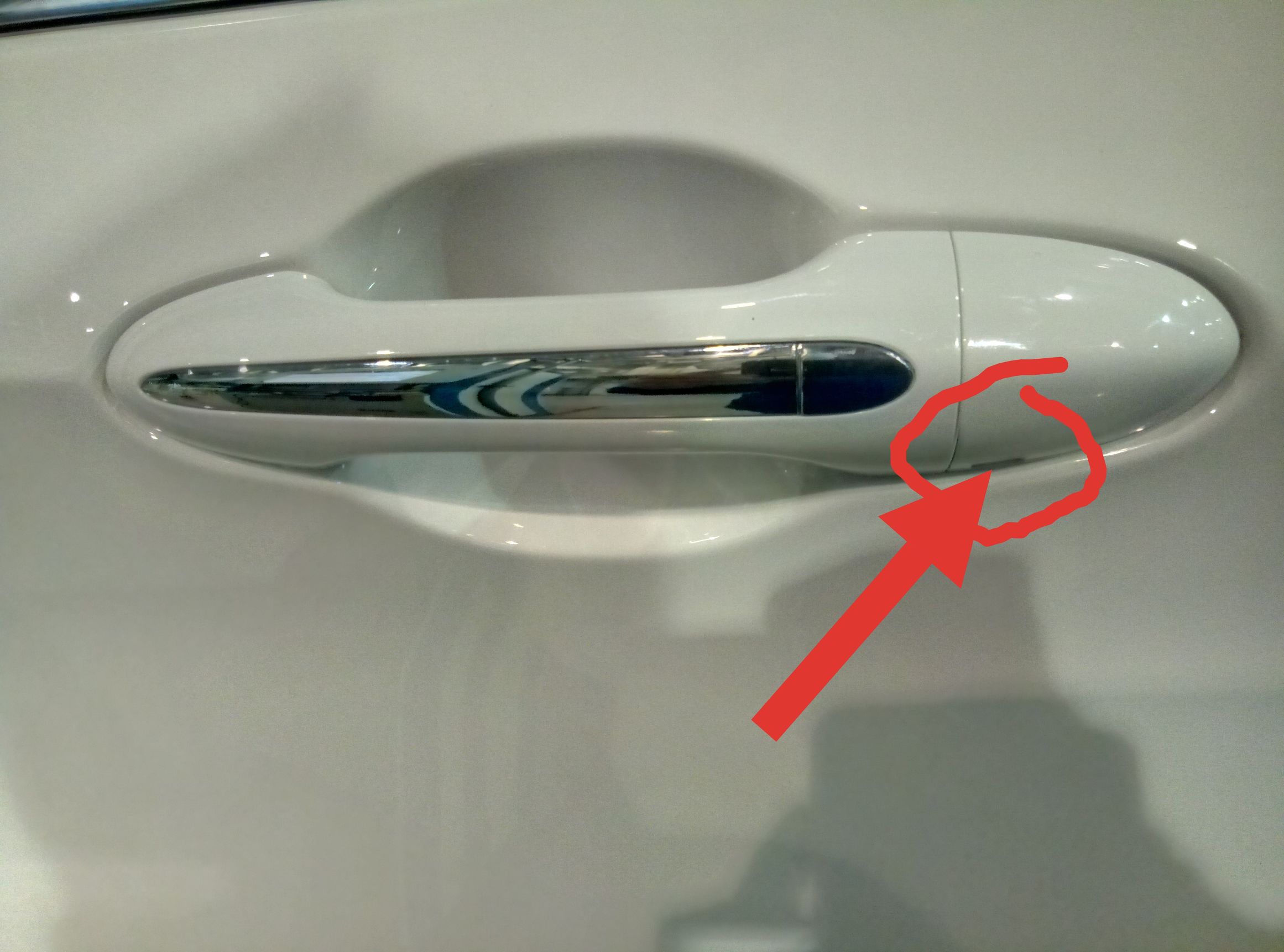 宝骏510车钥匙没电怎么开门视频,宝骏510遥控钥匙没电了怎么启动车