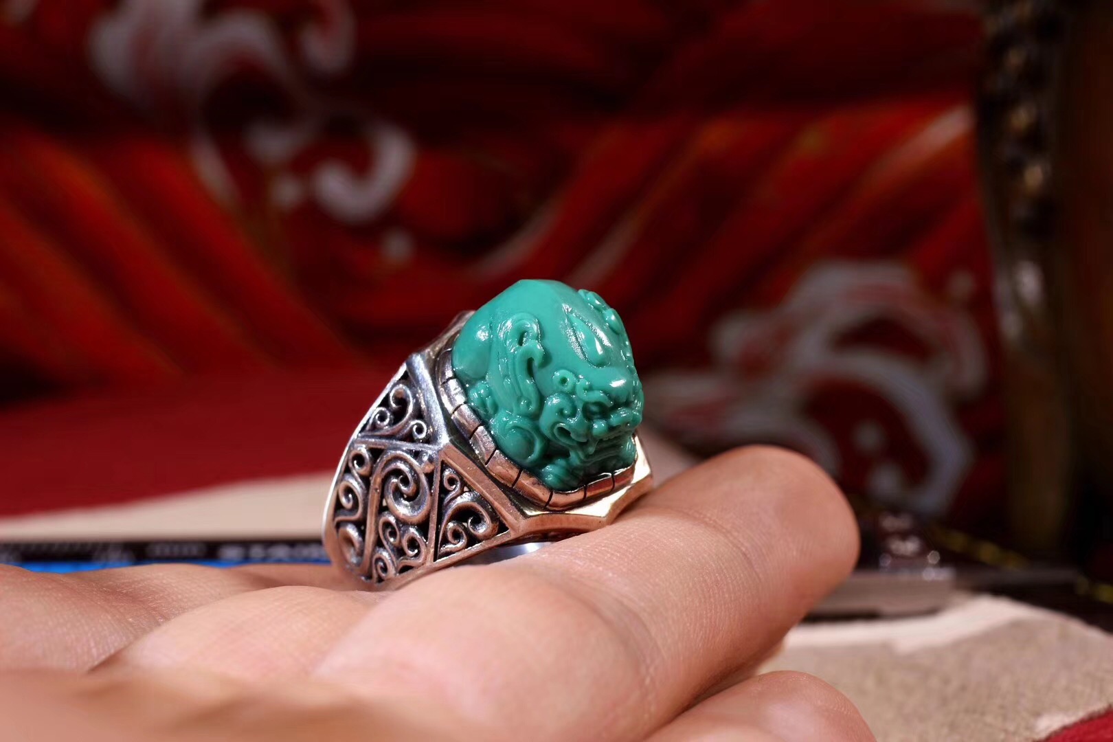 北工牙雕大师作品,喀什纯黄铜手工制作戒指