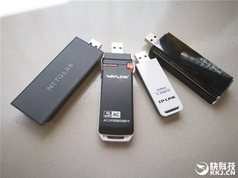 腾达路由器AC9是千兆的吗,腾达ac1200千兆口路由器