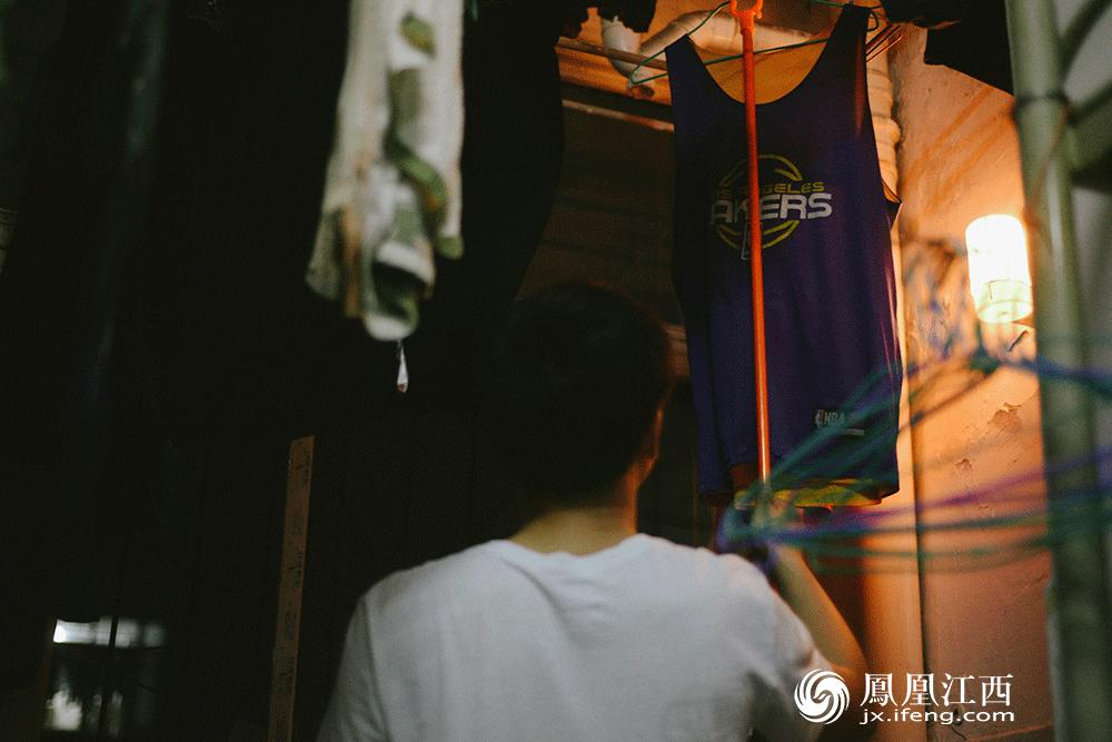 凤见第52期：差一张机票，我就能看看凌晨四点的洛杉矶