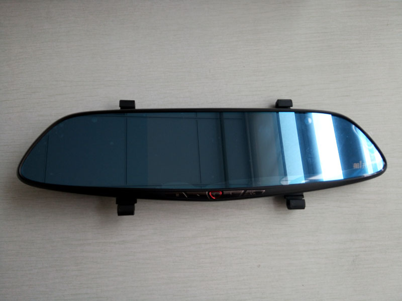 第一现场v9行车记录仪说明书,第一现场v9+行车记录仪怎么样