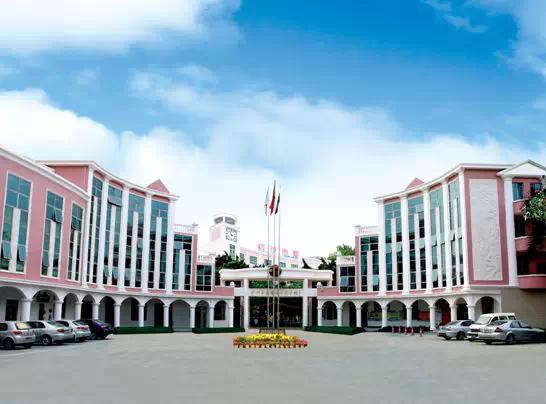 广州寄宿初中学校学费一览表,广州最贵小学学费排行榜