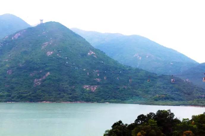 妈妈咪咪嘉年华的欢乐体验和香港郊区的生态怡然之旅