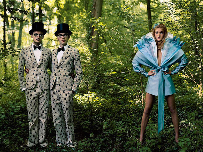 爱丽丝被关进监狱结果逃了出来,爱丽丝被关在城堡里