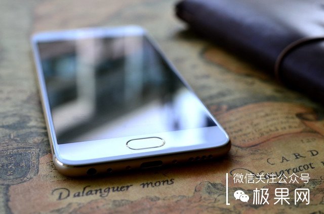 还在纠结买什么手机壳吗,还在纠结买什么东西