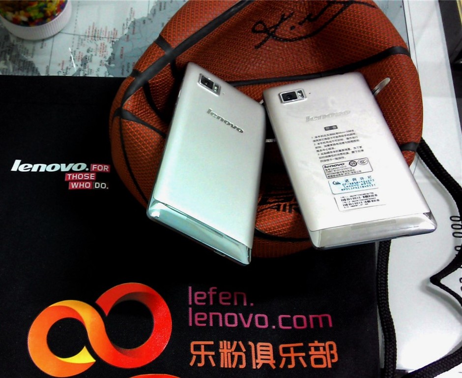 鑱旀兂鎵嬫満鑰佹鎷嶇収,閭ｄ簺骞寸殑鑱旀兂鎵嬫満