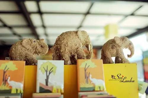 照着买就对了！旅行中最受欢迎的手信