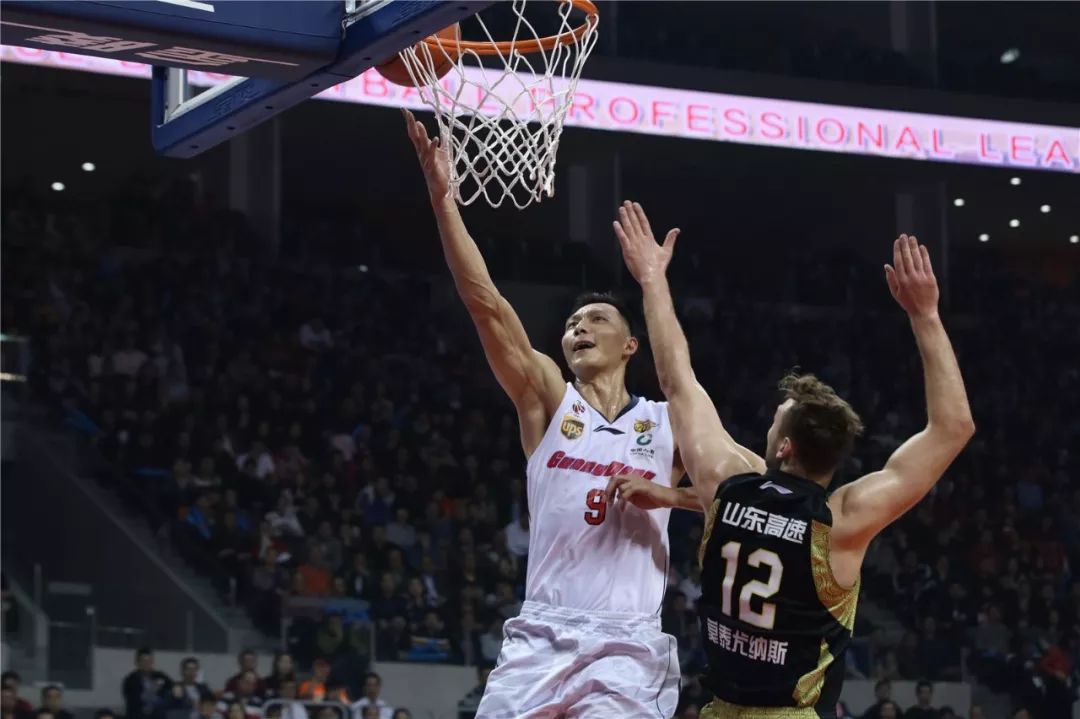 东莞马拉松完赛奖牌,2019东莞马拉松冠军