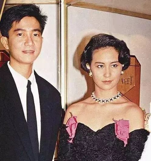 争宠*爱夺**抢家产，一门四房十七子的赌王一家堪比后宫甄嬛传！