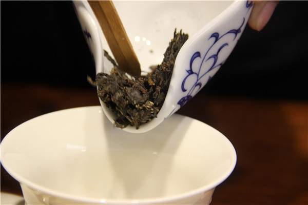 2005加嘉老同志普洱茶,加嘉老同志普洱茶2006价格