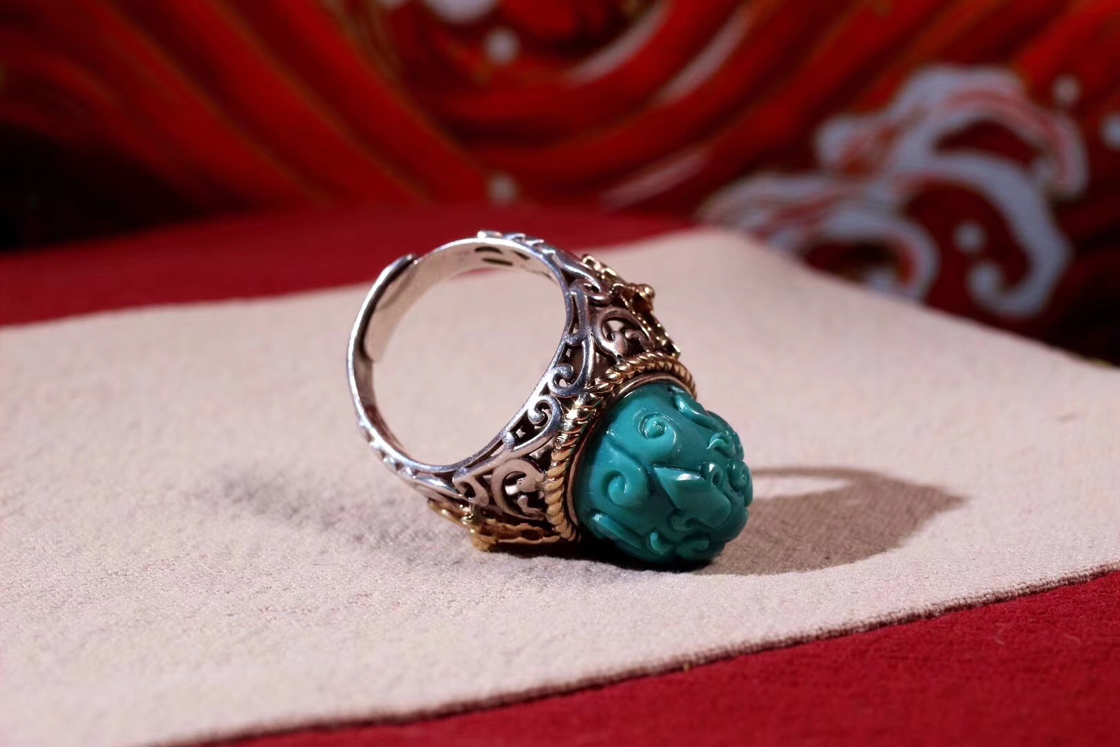 北工牙雕大师作品,喀什纯黄铜手工制作戒指