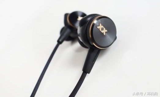 低音爆棚,低音浑厚下沉有力耳机