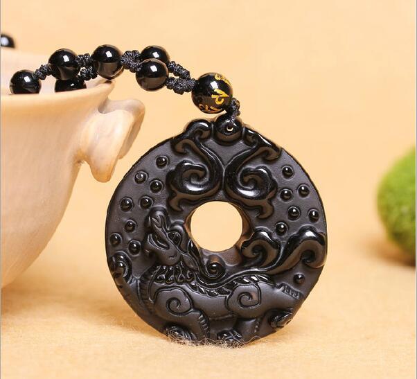 女人受不受宠,就看她身上这三个地方戴了首饰没?