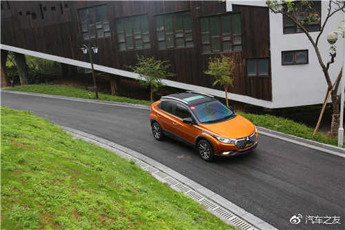 东风裕隆纳智捷大7suv视频测评,东风裕隆纳智捷u5试驾视频