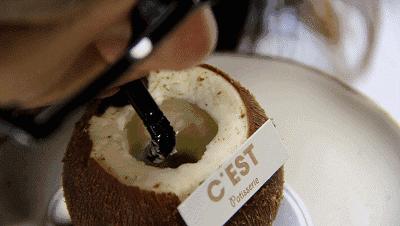 蛋糕也玩Cosplay？真探社上演真人版切“水果”！