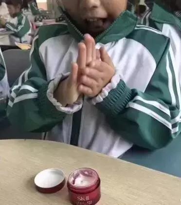 00后中年护肤品,什么护肤适合30岁左右的人用