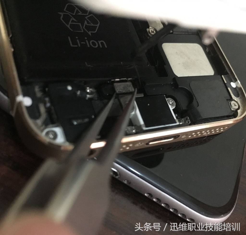 苹果7p电池不行是卖掉还是换电池,iphone5s更换长续航电池