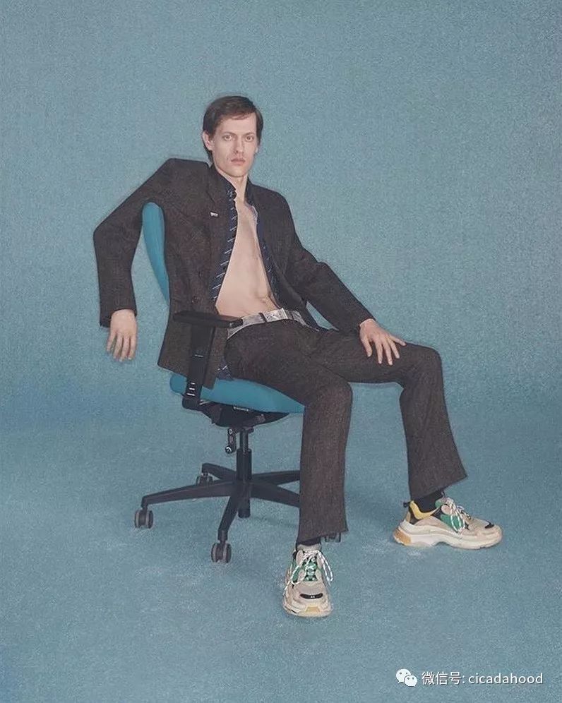 巴黎世家中国鞋,巴黎世家难以接受的鞋