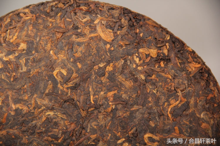 普洱茶新茶叶的鉴别有讲究,熟普洱茶的各个叶底特征