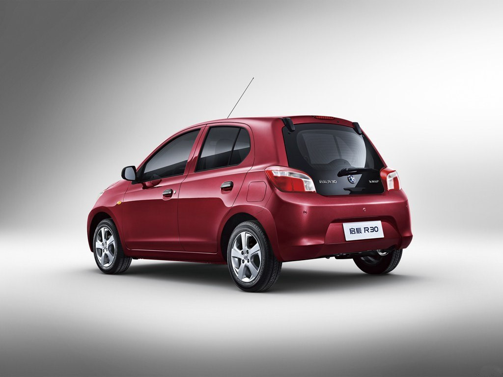 凭借着可靠的质量这款小车得到大家的一致好评