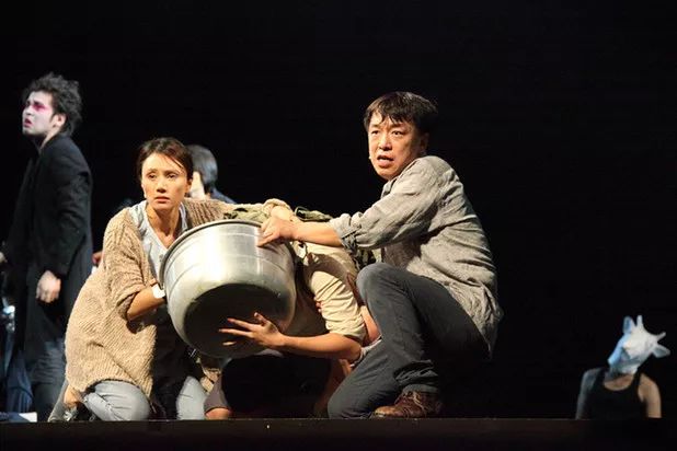 活着黄渤话剧完整版,黄渤的电影作品有哪些