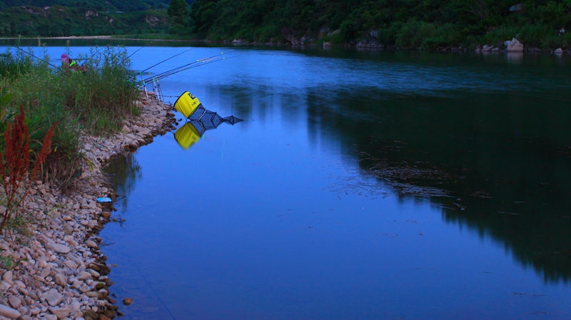 野钓意境图,意境泛舟钓鱼图