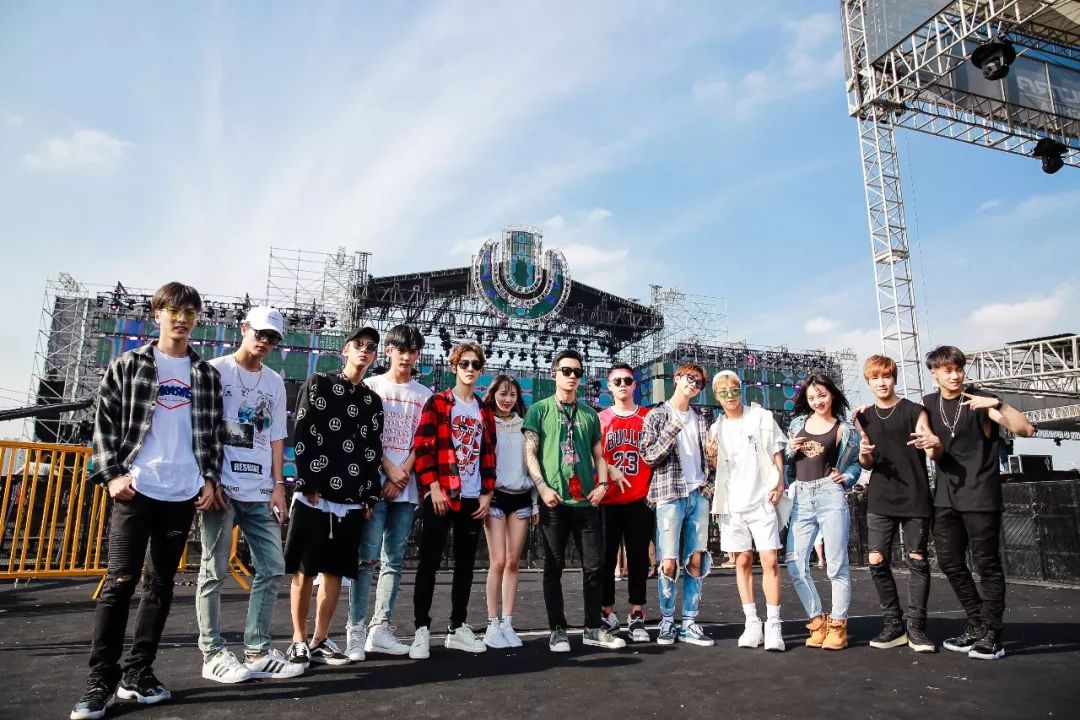 香蕉娱乐CEOShiyaKou谈《偶像练习生》TRAINEE18的野蛮生长！