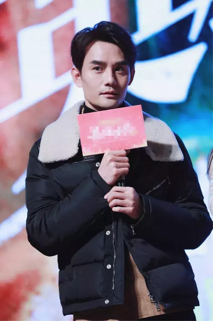 冬季刘雯穿衣搭配,刘雯最佳穿搭冬季时尚