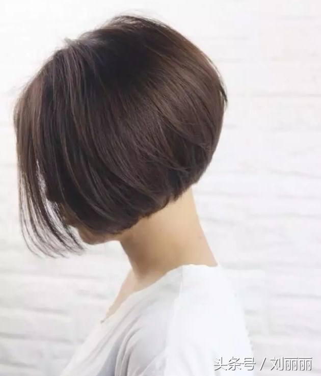 沙宣短发立体内扣发型图片,剪沙宣短发内扣教程