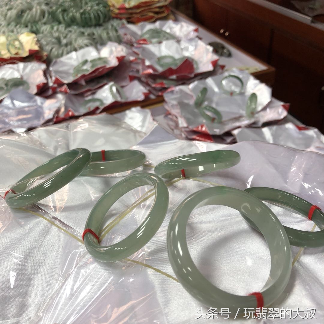 a货翡翠跟b货翡翠怎么区分,如何区分b货翡翠和c货翡翠