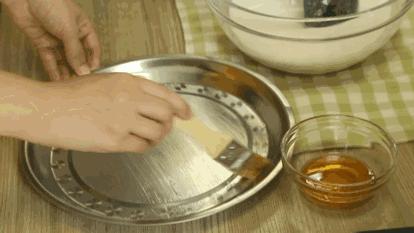 街头卖的凉皮好吗,路边摊你敢吃吗