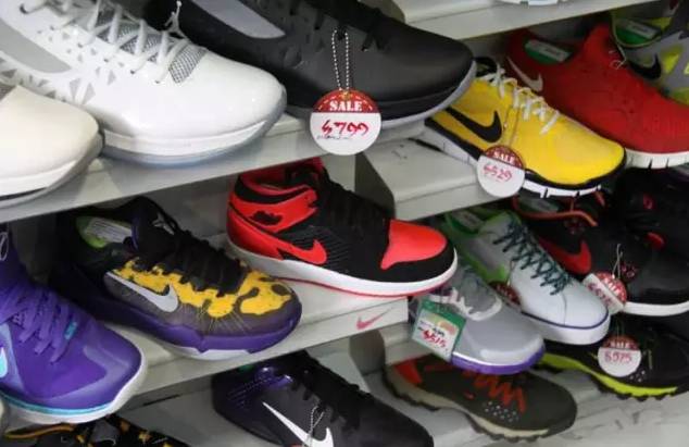 香港买的鞋是不是假货,广州人去香港购物