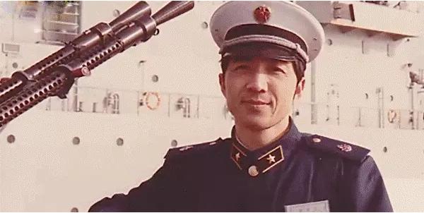 64岁成B站男神，“局座”张召忠怎么跟90后打成一片？|浑水独家