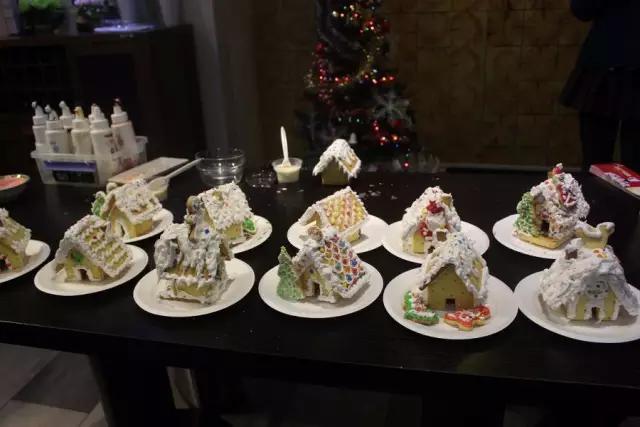 《爱大厨烹饪课堂》之萌萌姜饼屋诞生记