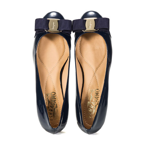 salvatoreferragamo鏄ュ,ferragamo鍏ㄦ柊鏃╂槬绯诲垪