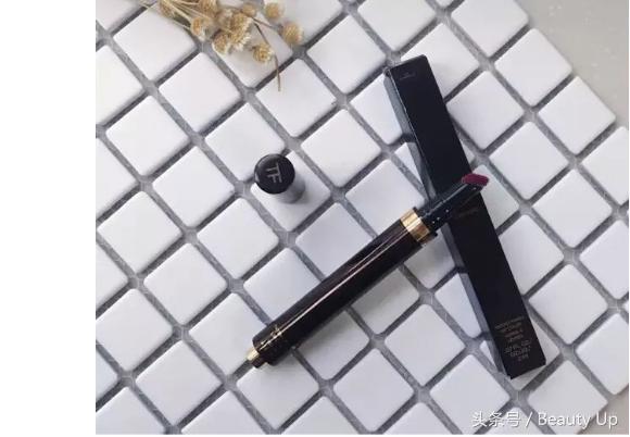 春日大牌唇釉推荐,冷橄榄春夏唇釉推荐