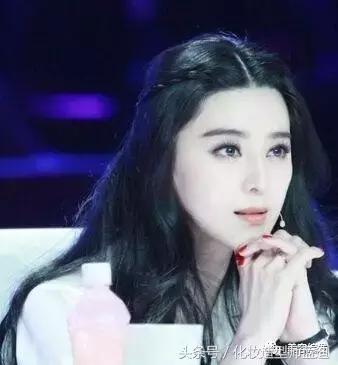 卷发公主头编发教程简单好看,编发教程温柔甜美女发型从头顶编