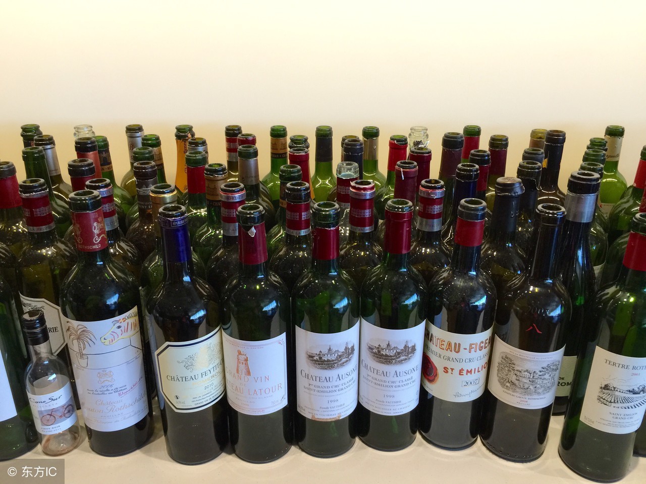 在香港哪里可以买到真正的红酒,香港购物省钱操作方法