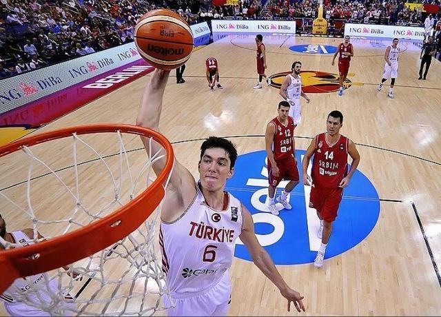 是时候介绍一下骑士新秀——切迪-土耳其吴彦祖-奥斯曼了